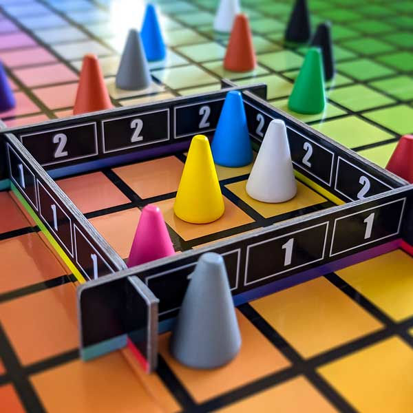 Asmodee Hues and Cues Lautapeli Oppiminen