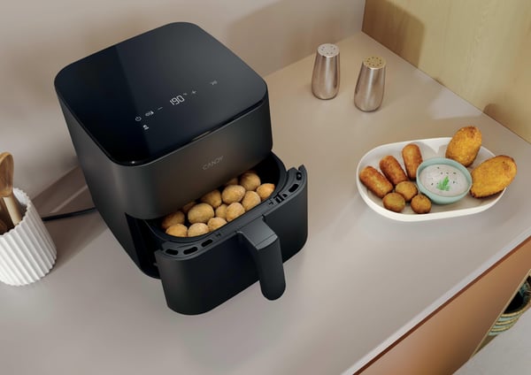 Candy CCAF 011 Enkelt 5 L Enkeltstående 1500 W Varmluftsteger Sort