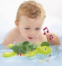 Tomy Toomies Swim n Sing Turtle Badedyr Flerfarvet