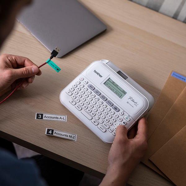 Brother PT-D410VP etiketprinter ZINK (Zero-Ink) 180 x 180 dpi Ledningsført TZe QWERTY