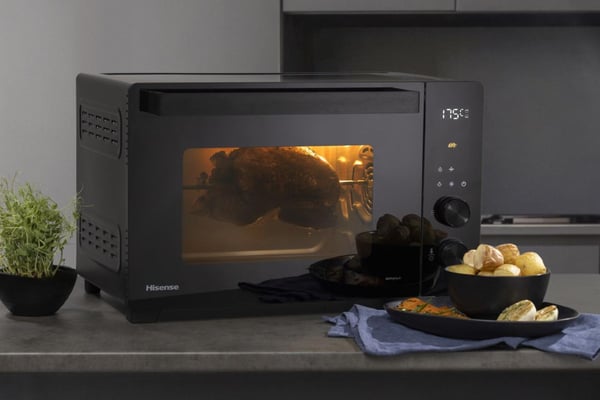 Hisense HOM30AF Svart