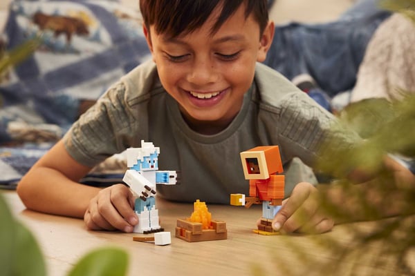 Minecraft CREATOR-SERIEN MONTERA ENDERWOOD YETI-SKRÄCK BERÄTTELSEPAKET-figurer