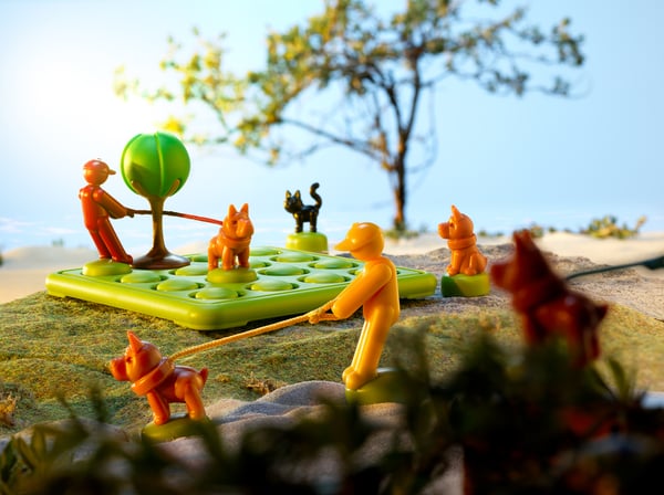 SmartGames Walk the Dog