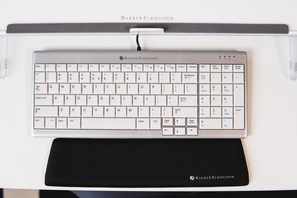BakkerElkhuizen Trapezium Ergo Wrist Rest Compact håndledsstøtte Plast, Gummi, Tekstil Sort
