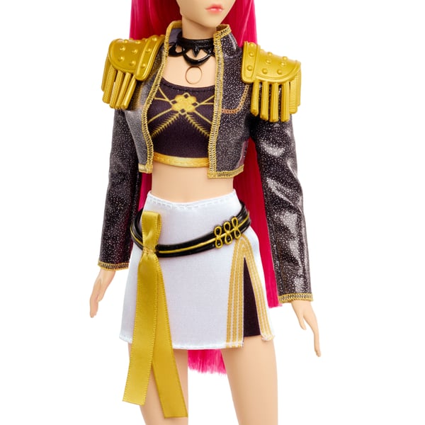 Mattel KPop Demon Hunters HUNTR/X Mira-docka sjungande ”Golden”, i avtagbar outfit och med fem ställbara leder