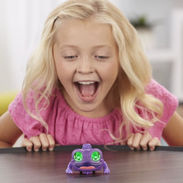 Hasbro E6149ES2 interaktiv leksak