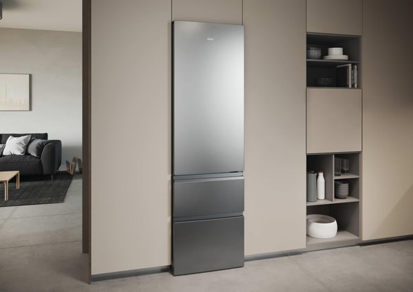 Haier 3D 60 Series 3 HTR3620CNMG Fritstående 414 L Sølv