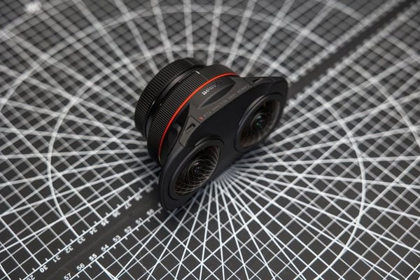 Canon RF 5.2 mm f2.8L Dual Fisheye SLR Vidvinkellinse Sort