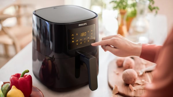 Philips 3000 series HD9252/90 Airfryer Compact - 4 annosta