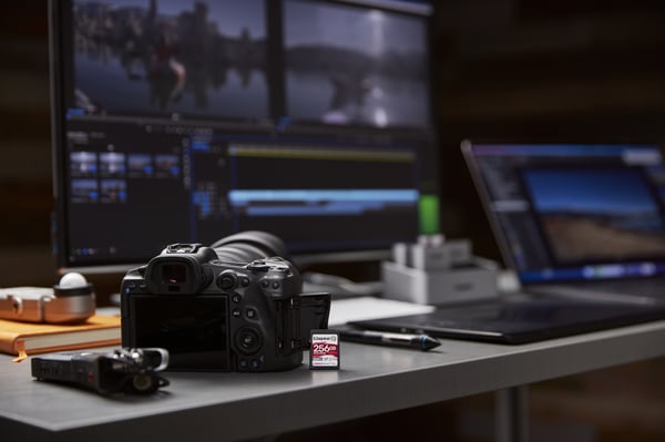 Kingston Technology 256 Gt Canvas React Plus SDXC UHS-II 300R/260W U3 V90, täysteräväpiirto/4K/8K
