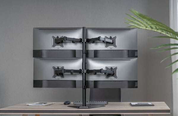 Equip 650127 monitorin kiinnike ja jalusta 81,3 cm (32") Vastaanotto Musta