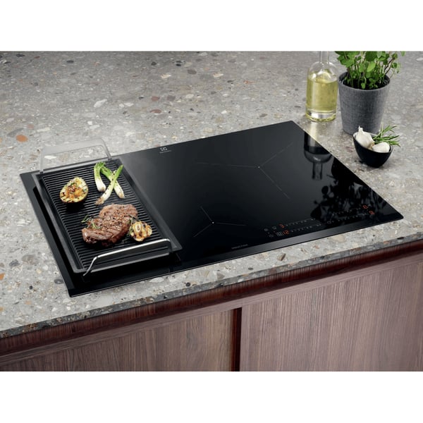 Electrolux CIL83441 Sort Indbygget 80 cm Zone induktionskogeplade 4 zone(s)