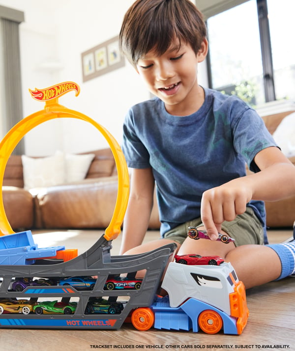 Hot Wheels City Stunt and Go-transportlastbil