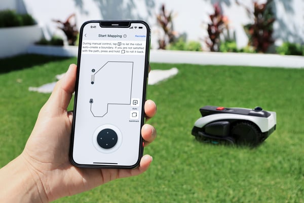 Ecovacs GOAT O1200 LiDAR PRO EU Robot plæneklipper Batteri Sort, Hvid