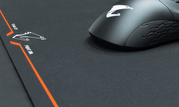 GIGABYTE AMP900 Pelihiirimatto Musta, Oranssi