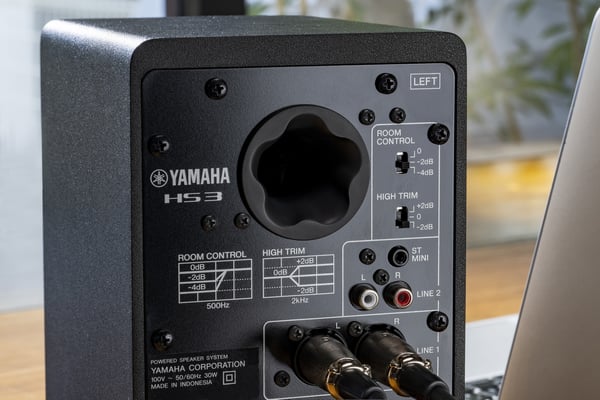 Yamaha HS4 2-suuntainen Musta Langallinen 52 W
