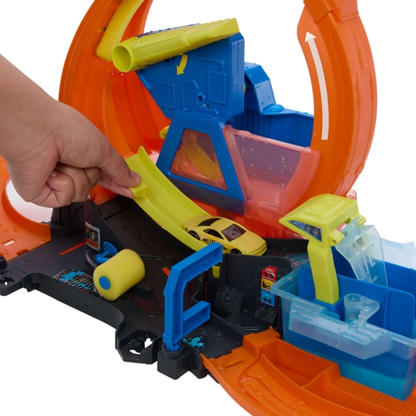 Hot Wheels City Innehåller 1 Biltvätt med megaloop och 1 Color Shifters-bil i skala 1:64.