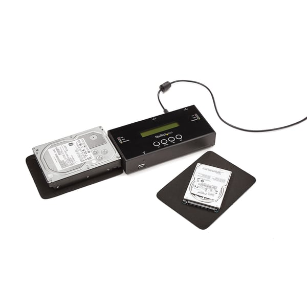 StarTech.com 1:1 fristående hårddisk-duplikator och -raderare, SAS- och SATA HDD/SSD-klonerare/-kopierare, hårddiskduplikator och -raderare, LCD-bildskärm, TAA-kompatibel