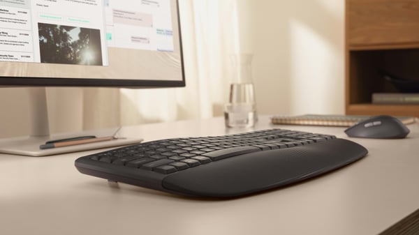 Logitech Signature Comfort Plus Combo MK880 tangentbord Mus inkluderad Universal Trådlös RF + Bluetooth QWERTZ tyska grafit