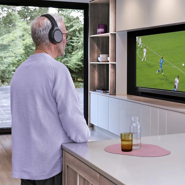 Hama 00221847 hörlur och headset Hörlurar Kabel & Trådlös Huvudband TV Bluetooth Svart