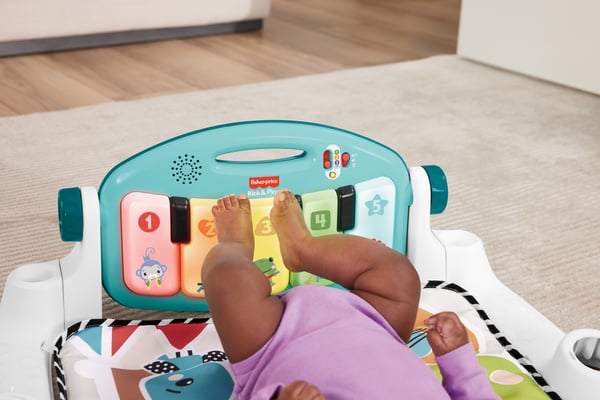 Fisher-Price Glow and Grow Kick & Play Piano Gym