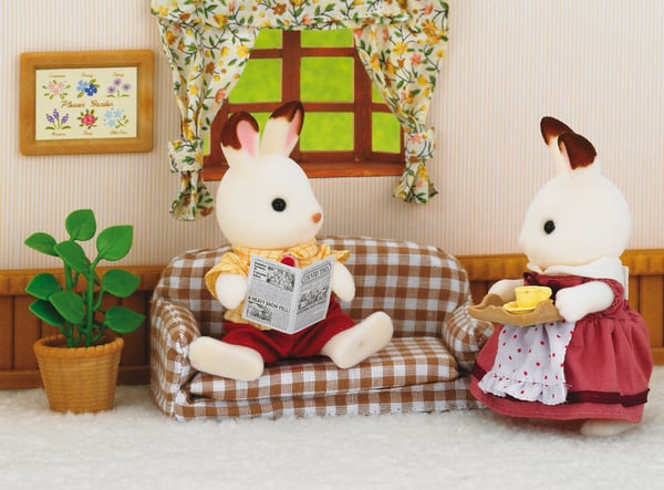 Sylvanian Families Sæt med Far Chokoladekanin (sofa)
