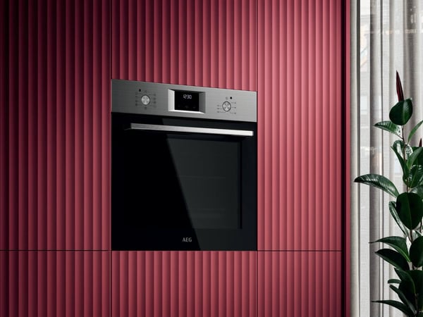 AEG OU5AB21FSM 72 L Sort