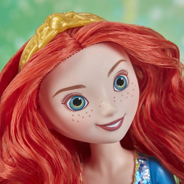 Hasbro E4164ES2 nukke