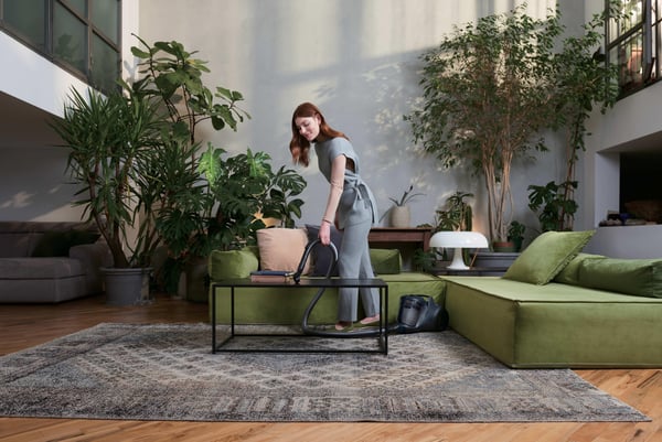 Hoover HP110HM 011 2 L Sylinteripölynimuri Kuiva 700 W Pussiton