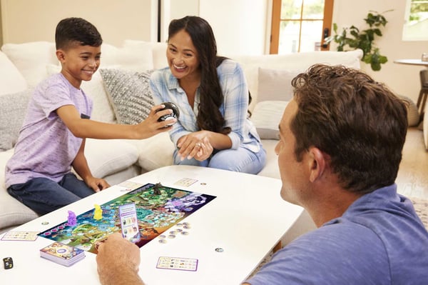 Mattel Games MAGIC 8 BALL MAGICAL ENCOUNTERS BOARD GAME