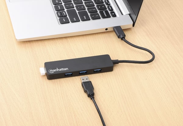 Manhattan 164924 kannettavien tietokoneiden telakka ja porttitoistin USB 3.2 Gen 1 (3.1 Gen 1) Type-C Musta