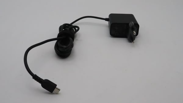 Lenovo 5A11J75649 strømadapter og vekselret Indendørs 65 W Sort