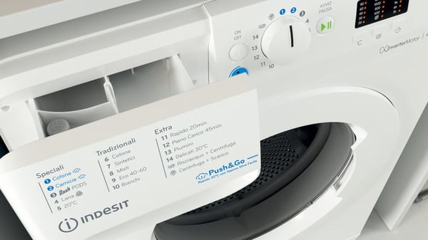Indesit BWA 81496X WV IT vaskemaskine Front-læsning 8 kg 1351 rpm Hvid