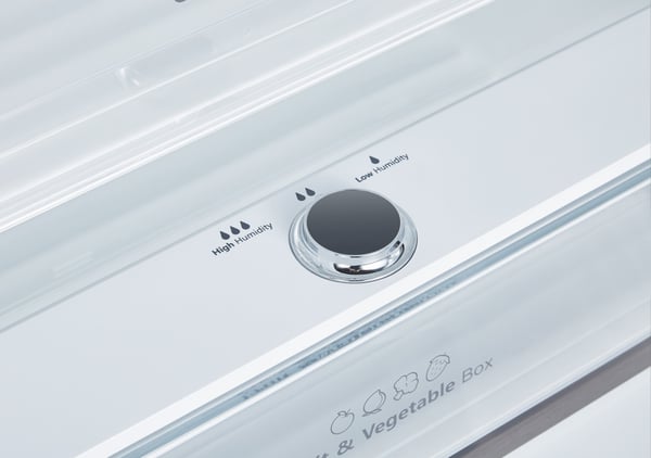 Hisense RB645N4BFE køle-/fryseskab Fritstående 495 L Sort