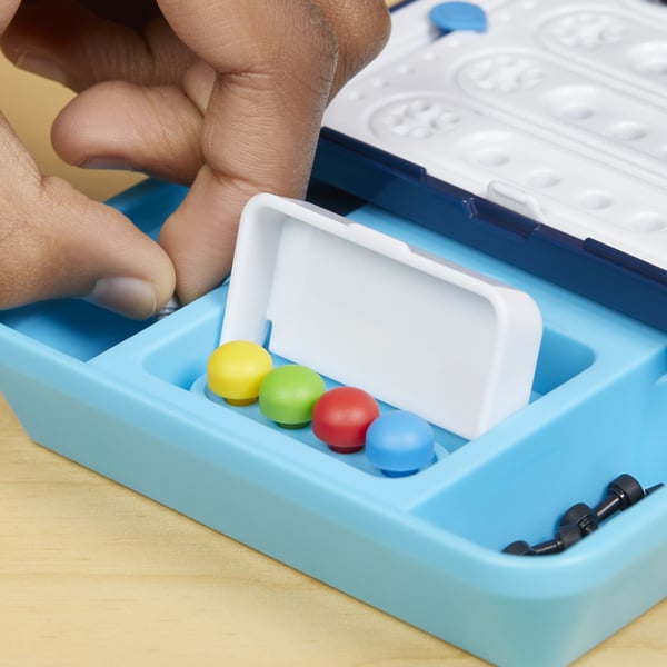 Hasbro Gaming F64235L0 lautapeli Strategia