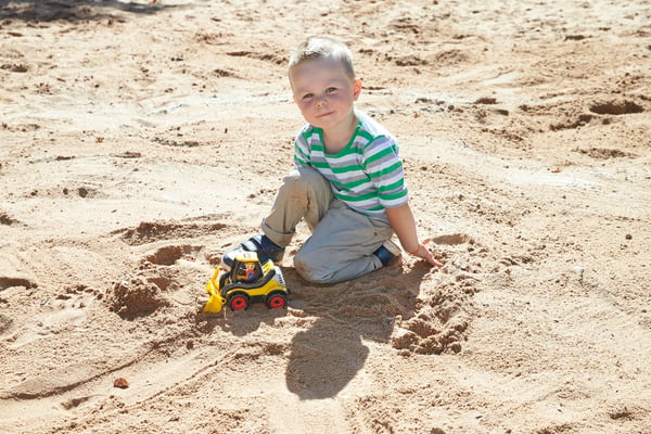 Lena Truckies Earth Mover