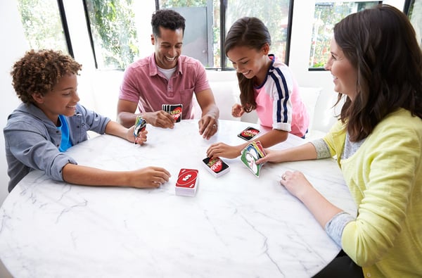 Mattel Games UNO Remix Kortspel Familj