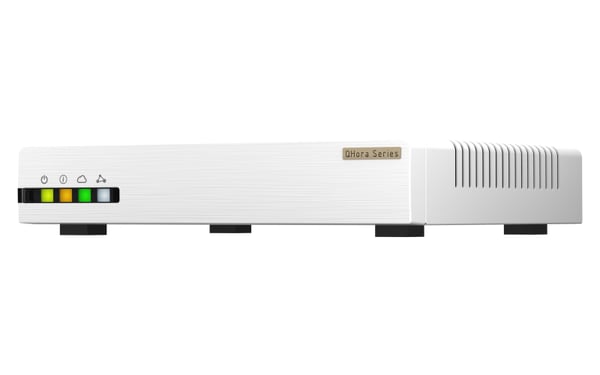 QNAP QHora-321 langallinen reititin 2.5 Gigabit Ethernet Valkoinen
