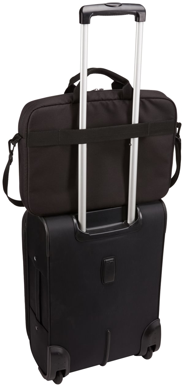 Case Logic Advantage ADVA-117 Black 43,9 cm (17.3") Suojakotelo Musta