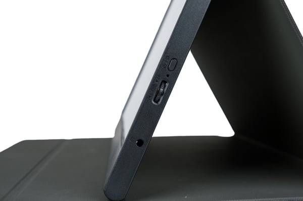 Nilox NXMP15FHD11 Bærbart tv og skærm Bærbar skærm Sort 39,6 cm (15.6") LED 1920 x 1080 pixel