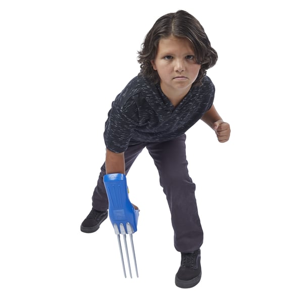 Marvel X-Men Wolverine Slash Action Claw