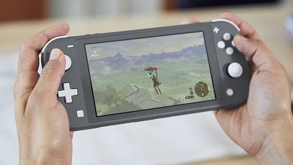 Nintendo Switch Lite bærbar spilkonsol 14 cm (5.5") 32 GB Berøringsskærm Wi-Fi Grå