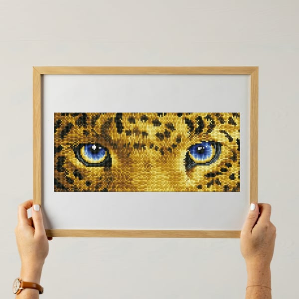 Diamond Dotz Jaguar Spy