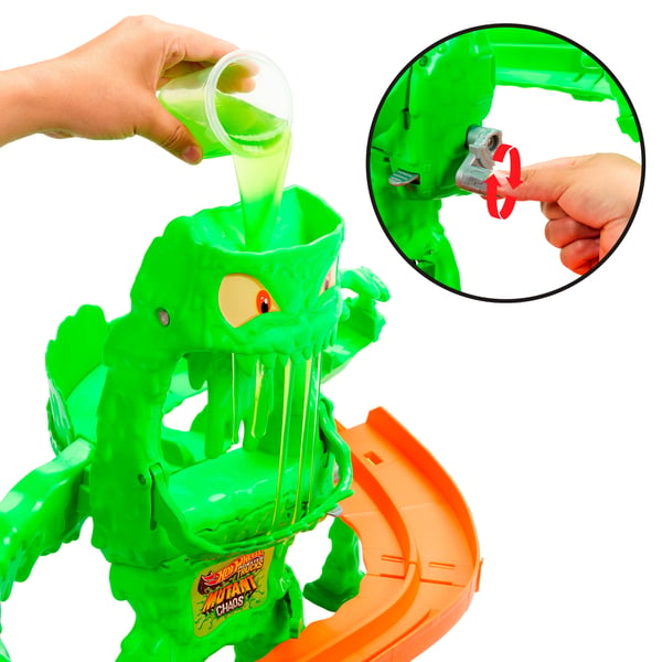 Hot Wheels Monster Trucks Mutant Monster Takedown-legesæt med legetøjsbil og Slime