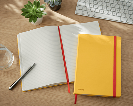 Leitz Cosy notesbog Soft Touch linjeret med Hardcover