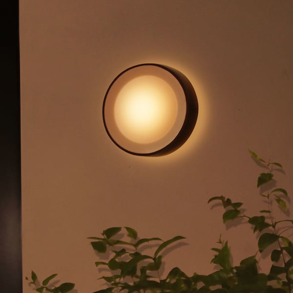 Philips Hue White and Color ambiance Daylo-seinävalaisin ulkokäyttöön