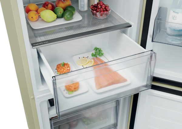 Candy CNCQ2T518EC Fritstående 279 L Cremefarvet