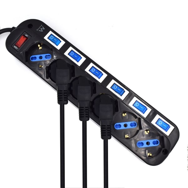 Ewent EW3851 ylijännitesuoja Musta 6 AC-pistorasia(a) 220 V 1,5 m