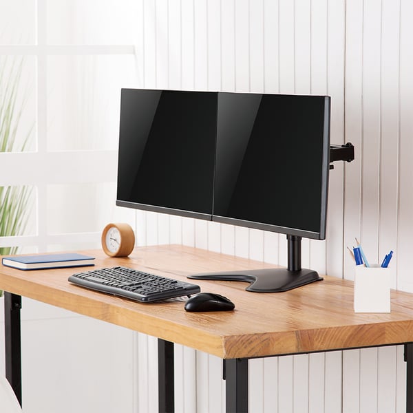 LogiLink BP0099 monitorin kiinnike ja jalusta 81,3 cm (32") Vastaanotto Musta