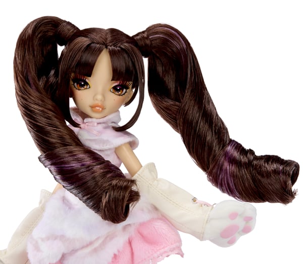 MGA Entertainment Mirror Mi Akiko Kittyama